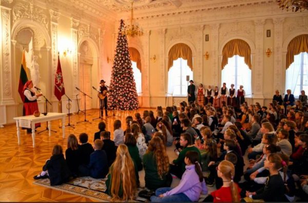 Kalėdinė popietė prezidentūroje